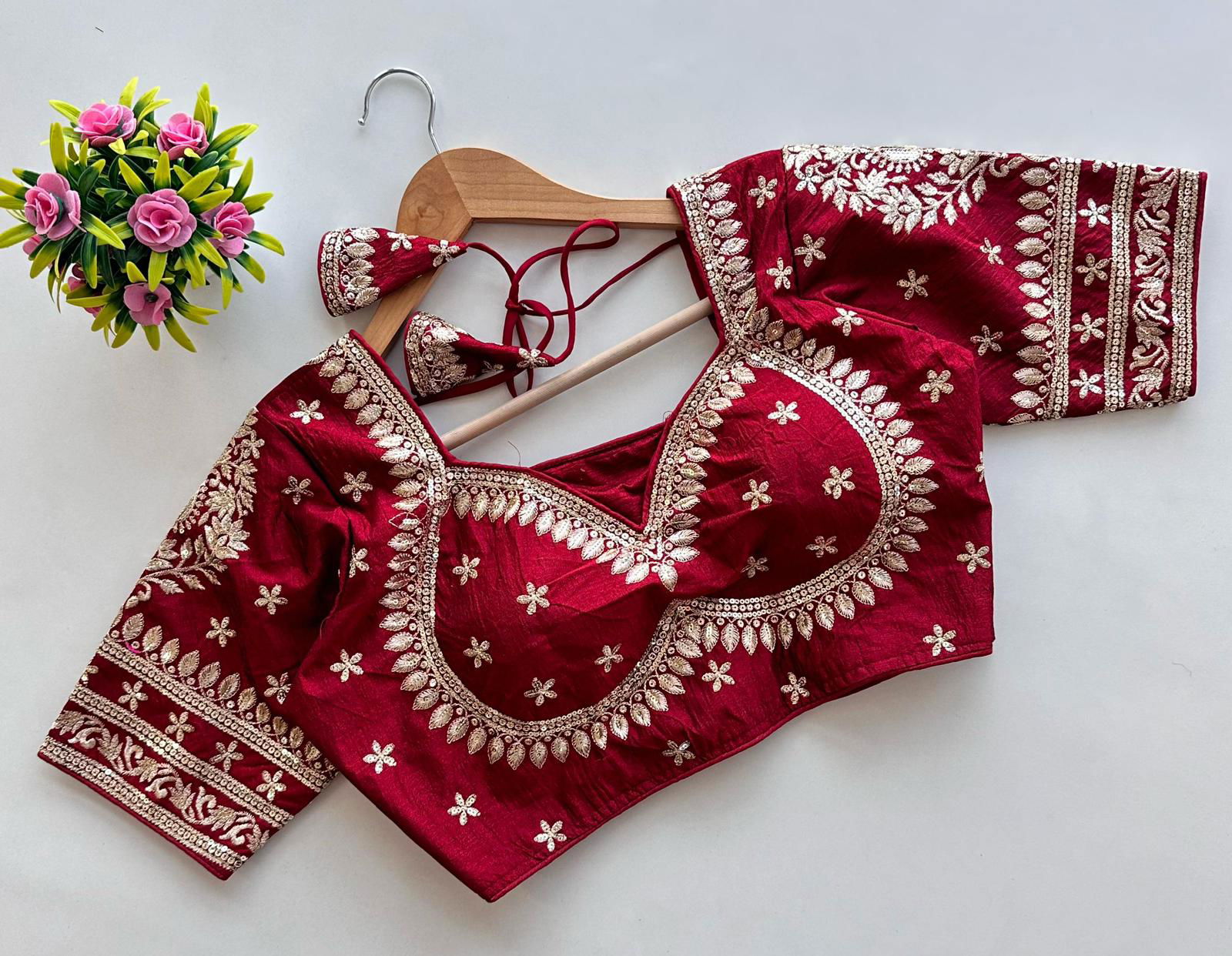 Rk Blouse Royal Jodha Style Bridal Wedding Wear Blouse Wholesale Market In Surat	